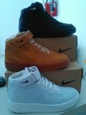 TENIS BOTINHA NIKE