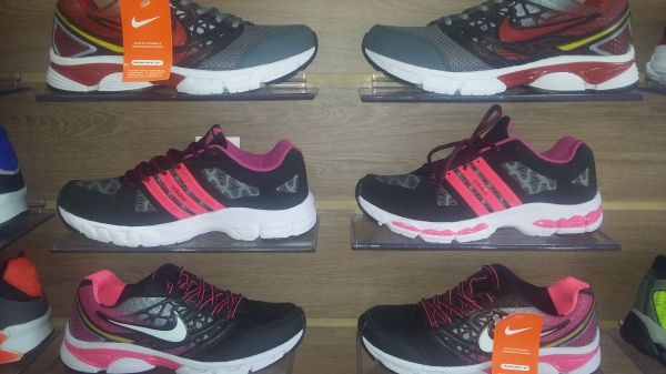 TENIS