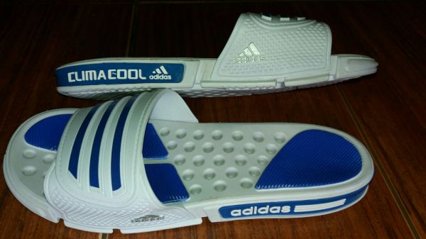 CHINELO ADIDAS